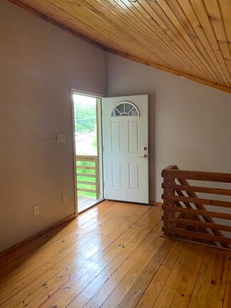 1112 Cardinal St Unit s on Lanana, Nacogdoches, TX 75961