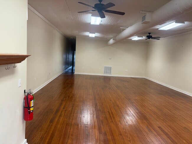 106 W 7th St unit 106, Newkirk, OK 74647 - photo 4