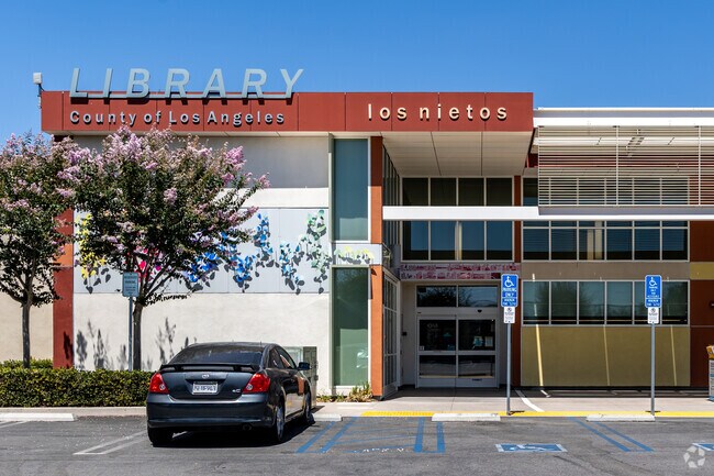 Los Nietos Library hosts events like story times and craft meetups.