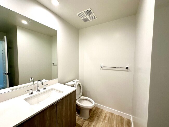 525 SW 4th Ave unit S1, Miami, FL 33130 - photo 5