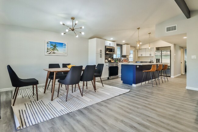 6564 Kelvin Ave, Winnetka, CA 91306 - photo 2