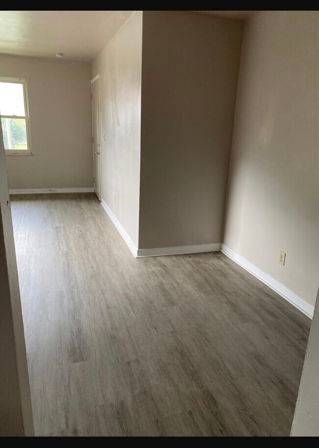 1315 Chardon Ct unit A, Dayton, OH 45403 - photo 7