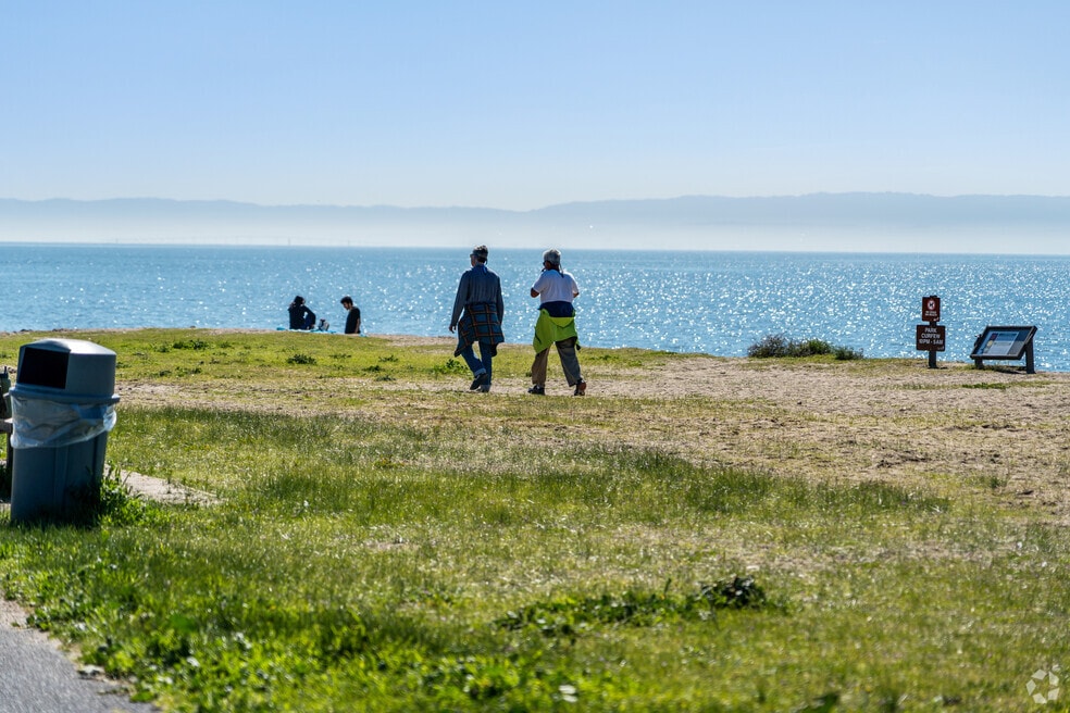 V2_Neighborhood_TolerHeights_11072023