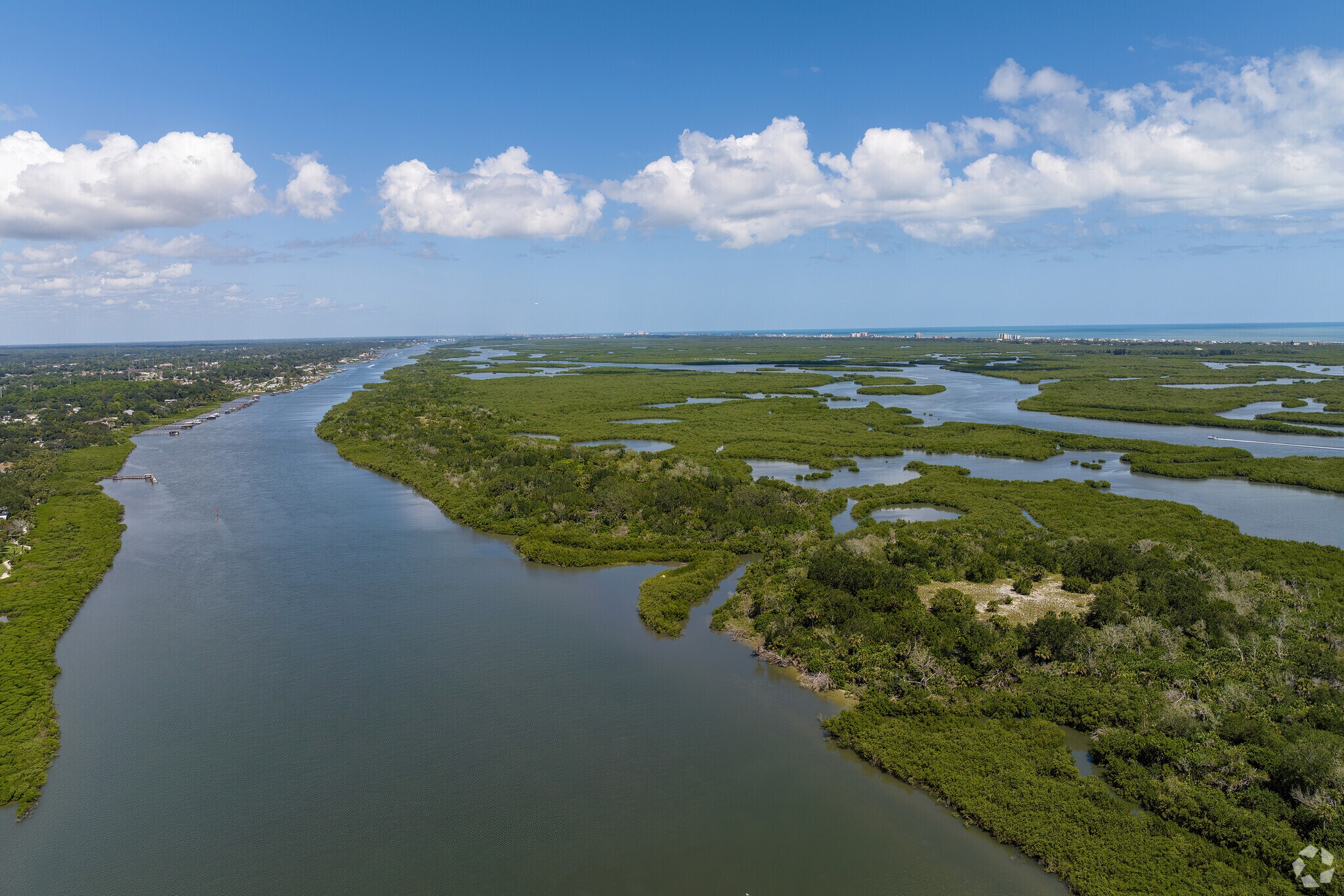 About Edgewater Landing Schools, Demographics, Things to Do