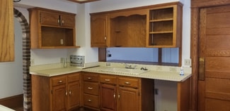 2410 University Ave NE Unit Upper Unit, Minneapolis, MN 55418
