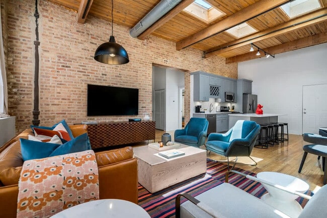 1152 W Randolph St unit ID1360082P, Chicago, IL 60607 - photo 5