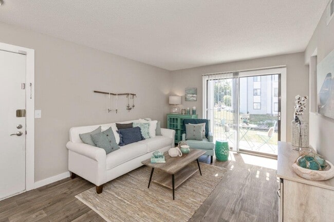 Lakeside Crossing at Eagle Creek Apartments and Townhomes, Indianapolis, IN 46254 - photo 7