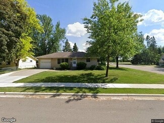 100 Marvin Ln, Northfield, MN 55057