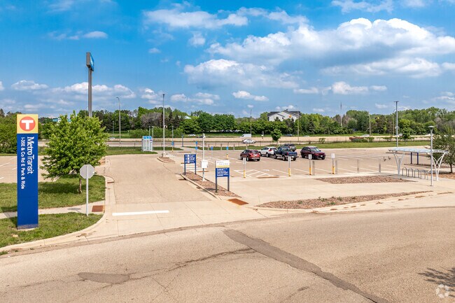 Vadnais Heights has a park and ride lot at I-35E & Co. Rd. E.