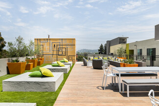 3160 Riverside Dr, Los Angeles, CA 90027
