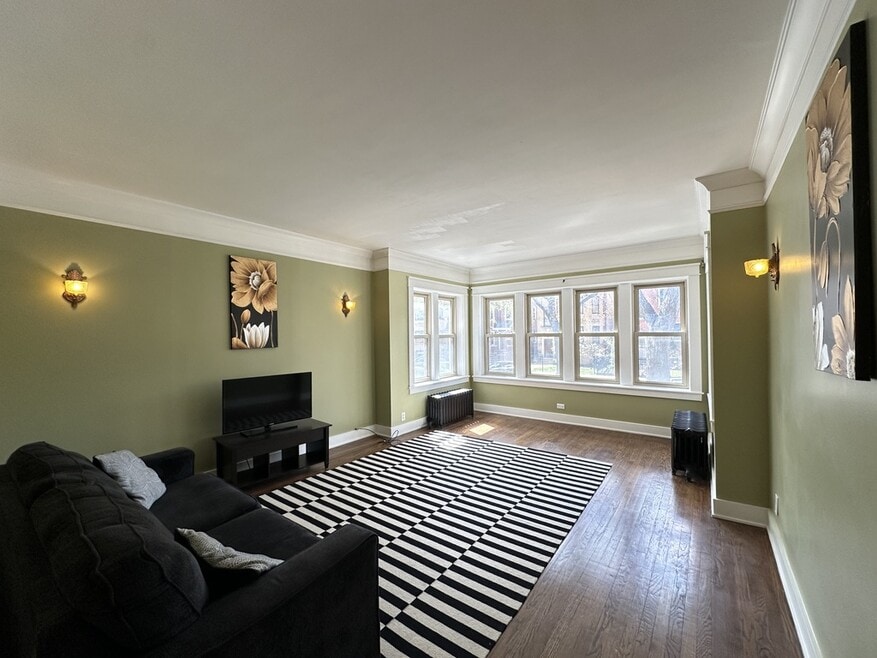 5023 N Ridgeway Ave unit 3, Chicago, IL 60625 - photo 1