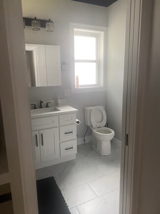 31 Brookview St, Boston, MA 02124
