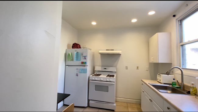370 S Negley Ave unit 3, Pittsburgh, PA 15232 - photo 6