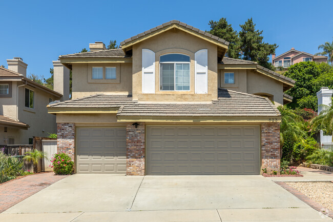 This is a good example of a modern built ranch style home in the Barham Discovery Community.