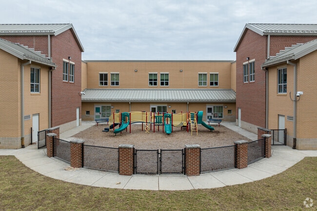 Mays Chapel Elementary is rated A- by Niche and serves 592 students from PK-5th.
