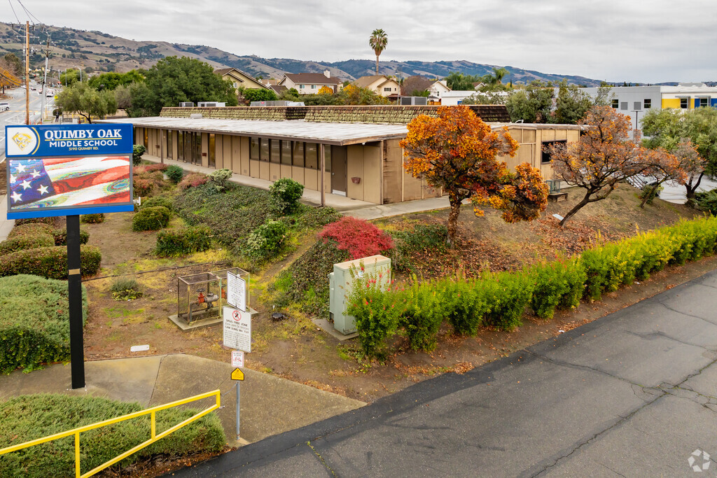 Sofos Preparatory School is located inside of Quimby Oak Middle School.