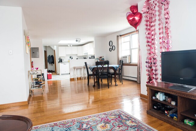 66 Brooks St unit 3, Brighton, MA 02135 - photo 3