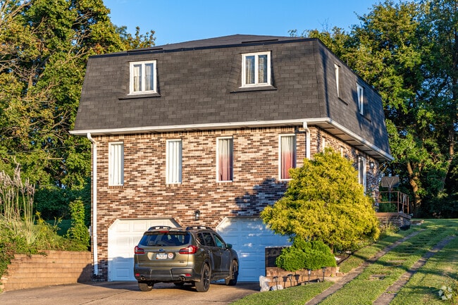 There are many styles of homes to choose from in Lincoln Place.