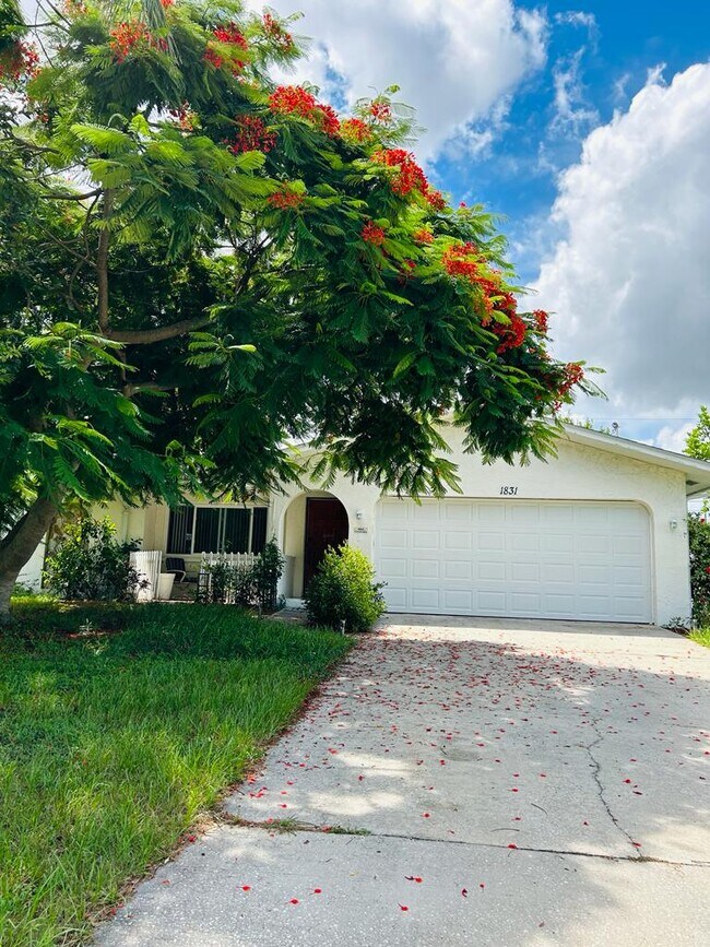 1831 Kay Dr, Largo, FL 33770 - photo 7