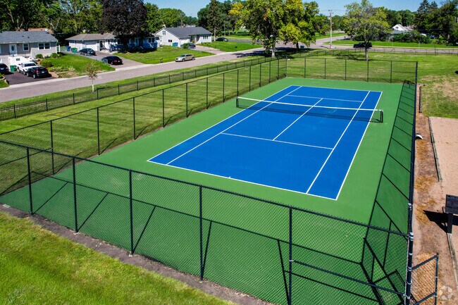 Melrose Gates, Brooklyn Center, MN 55430 - photo 6