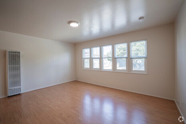 2500 Dana St, Berkeley, CA 94704 - photo 4