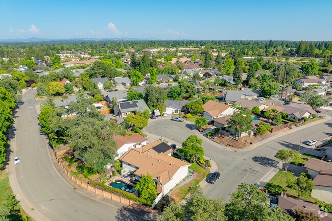 The residential streets of Cirby Side are low traffic making a walks with the family safe.