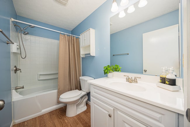 3054 Highcliff Ct, Columbus, OH 43231 - photo 7