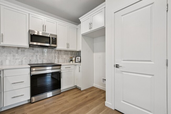 6451 Jacinto Way, Sacramento, CA 95823 - photo 5