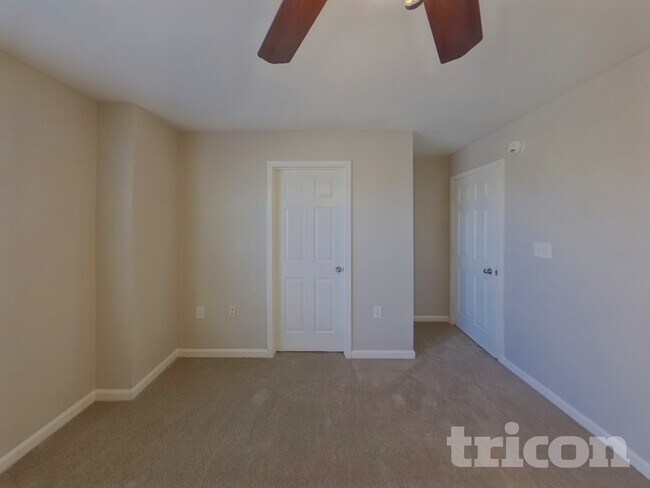 2396 Grove Ct, Atlanta, GA 30344 - photo 6
