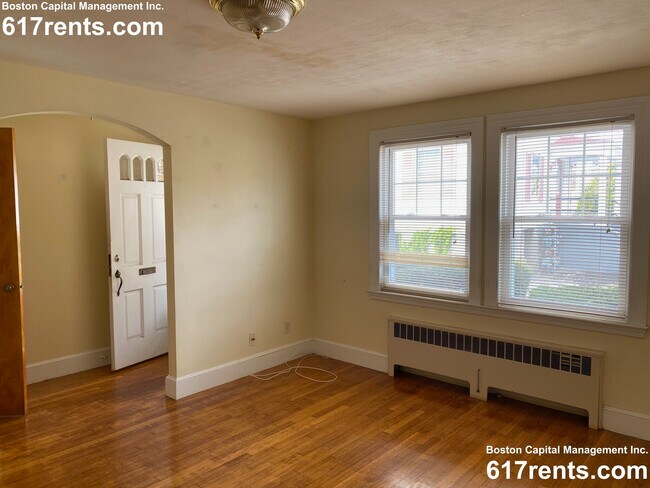 460 Highland Ave unit 2, Malden, MA 02148 - photo 3
