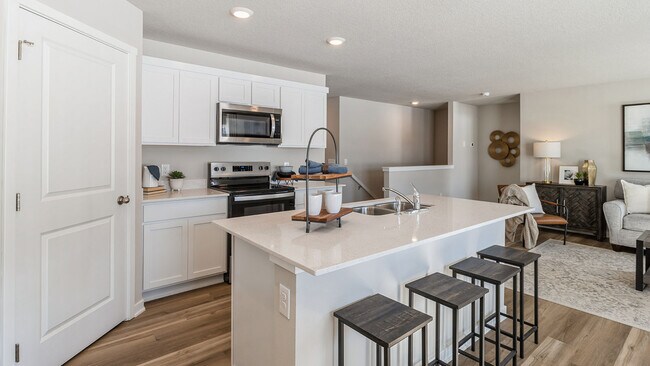 2804 Birchwood Dr unit 36202334, Norwalk, IA 50211 - photo 7