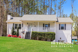 58 Indian Creek Ln, Powder Springs, GA 30127