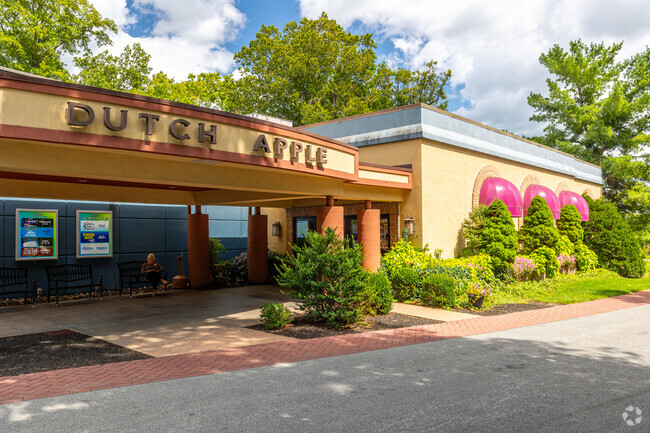 Catch a local show and dinner near Donerville at Dutch Apple Dinner Theater.