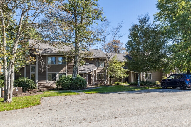 Jefferson features a delightful mix of house designs for every taste.