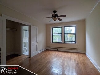 4542 N Damen Ave, Chicago, IL 60625