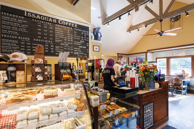 The Issaquah Coffee Company serves up locally roasted coffee and cozy atmoshphere for Olde Town.