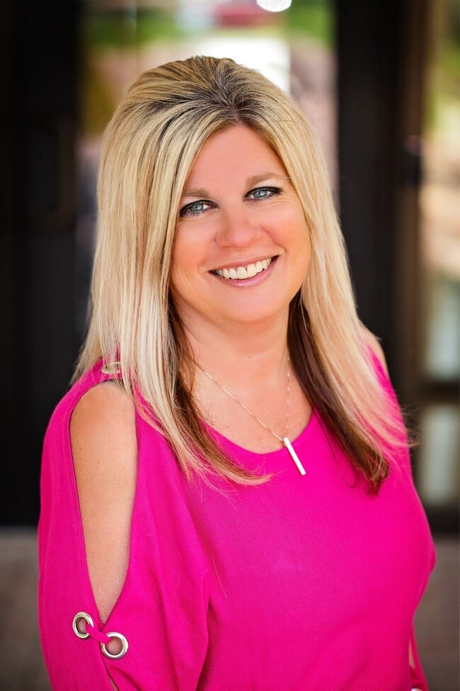 Amy Wiederin