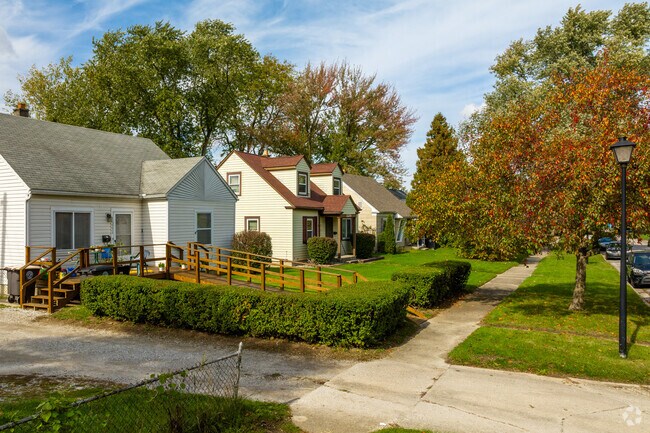 Small cottages and Cape Cod's are popular in Fort Wayne's Westfield neighborhood.