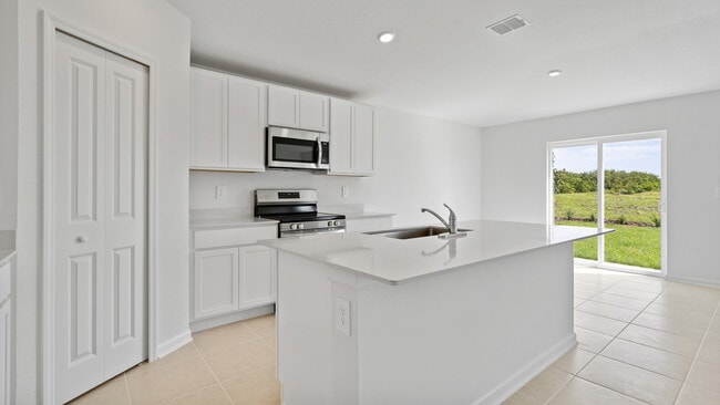 4762 Katrina Dr, Haines City, FL 33844 - photo 2