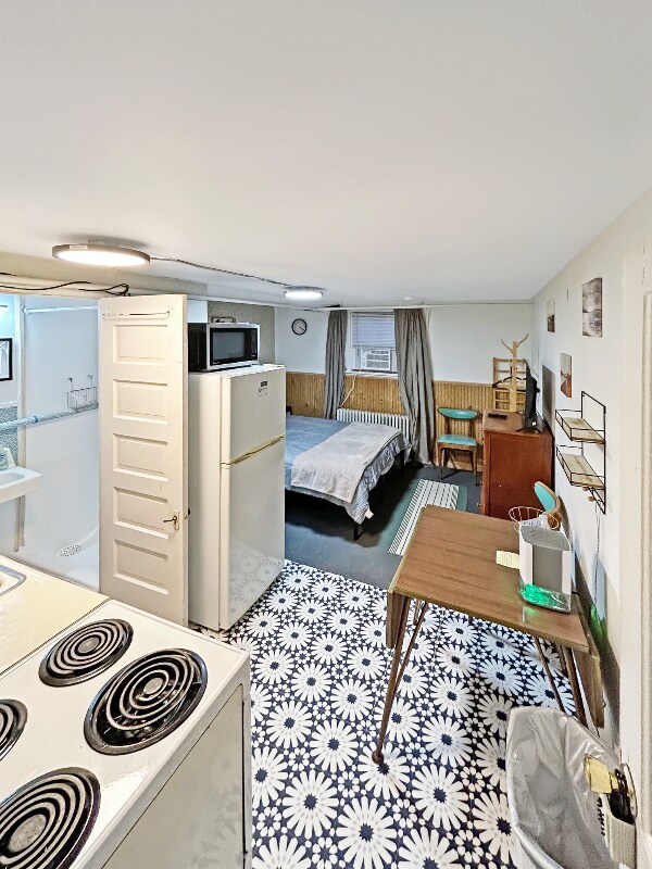 208 2nd St S unit 4, Hallock, MN 56728 - photo 2