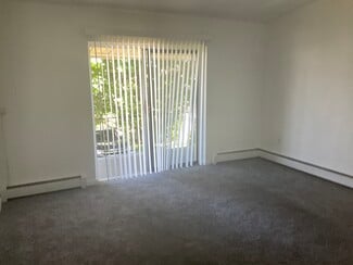 3602 16th St Unit One bedroom 02, Zion, IL 60099