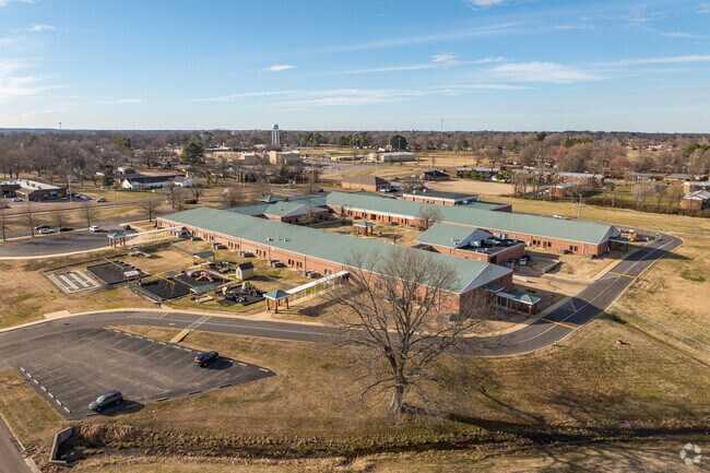 Union City Elementary School.