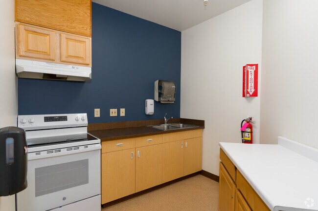 Brewster Hall, Cheney, WA 99004 - photo 6