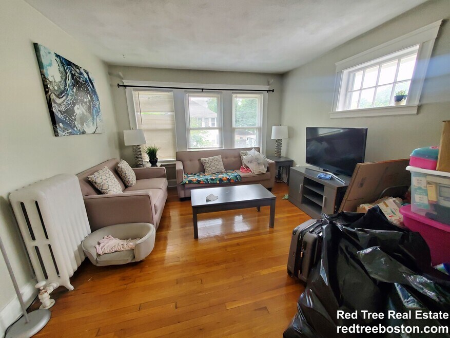 254 Roslindale Ave unit 2, Roslindale, MA 02131 - photo 1
