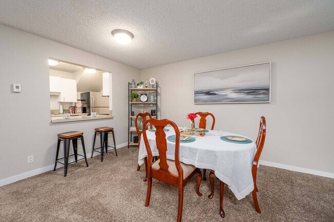 The Regent at Bellevue Way Apartments, Bellevue, WA 98004 - photo 4