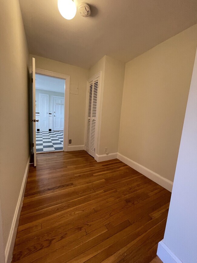 273 Washington St unit 2, Somerville, MA 02143 - photo 7