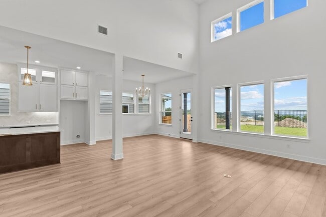 121 Dayridge Dr unit 36481932, Dripping Springs, TX 78620 - photo 7