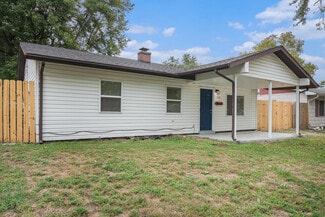 126 Saint Robert Dr, Sauget, IL 62206