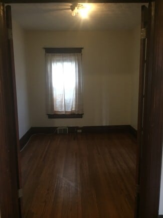 496 Blossom Rd Unit 496 Blossom Lower, Rochester, NY 14610