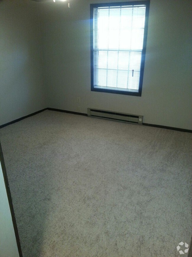 Amhurst Apartments, Dayton, OH 45424 - photo 6